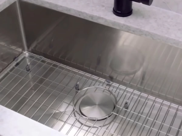 Šta kada sudopera vraća vodu?